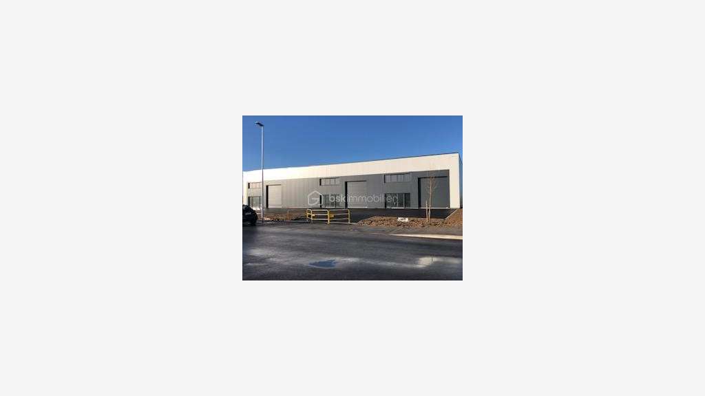 AV bâtiment d'activités 182m² empl premium Bayeux