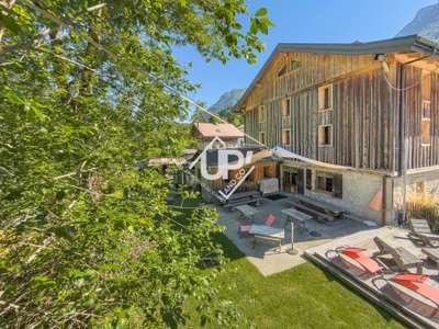 Ensemble immobilier de caractère – Plus de 530m²