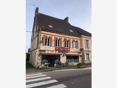 Vente immeuble centre village Glos-la-Ferrière