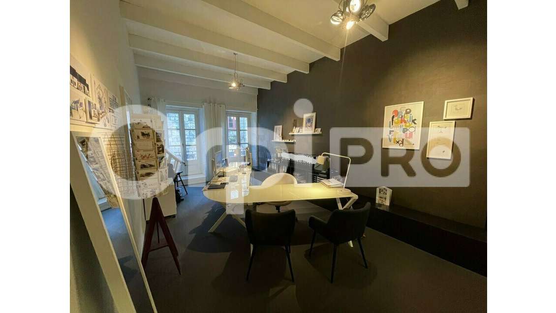 A vendre immeuble mixte 190m² Guérande intra muros