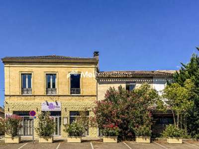 AV immeuble mixte de 503m² à Izon centre-bourg