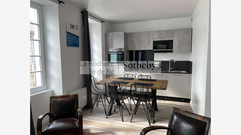 Vente immeuble de rapport de 190m² à La Rochelle