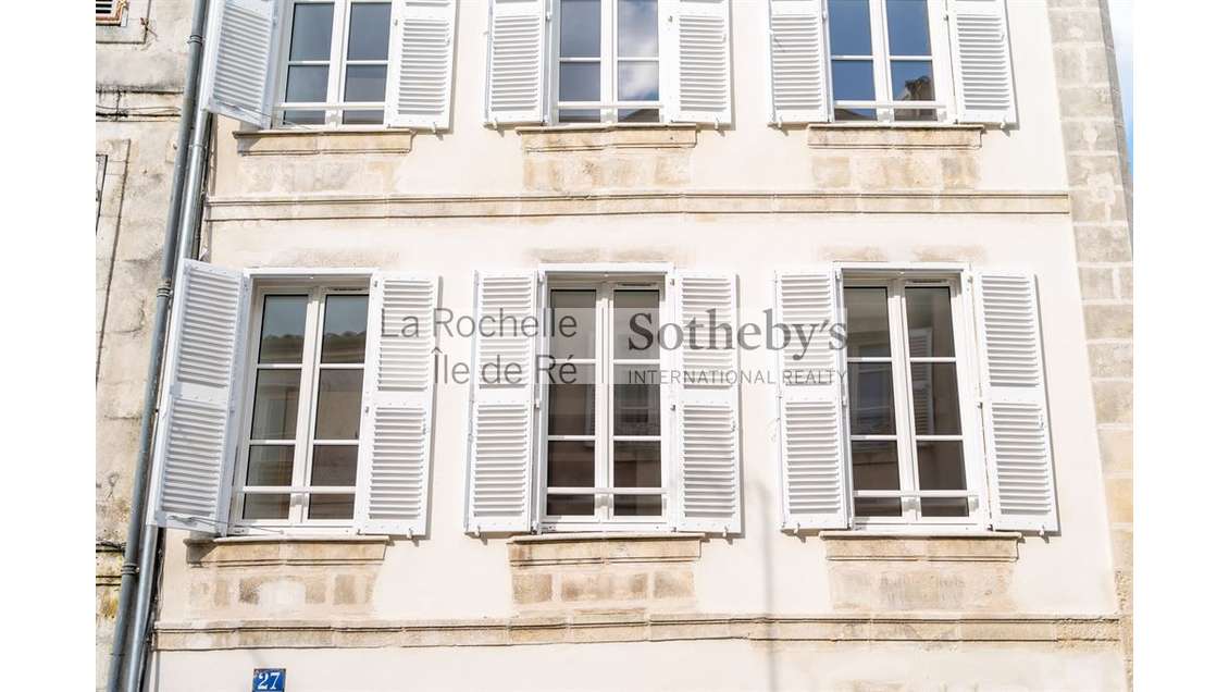 AV immeuble de rapport clés en mains à La Rochelle