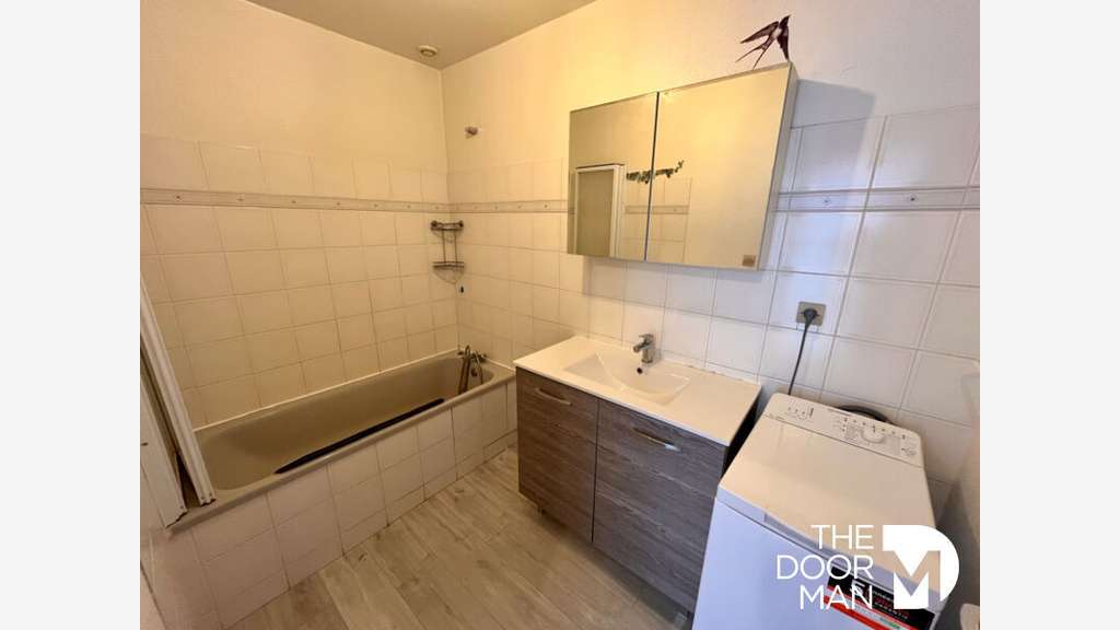 Immeuble 52200