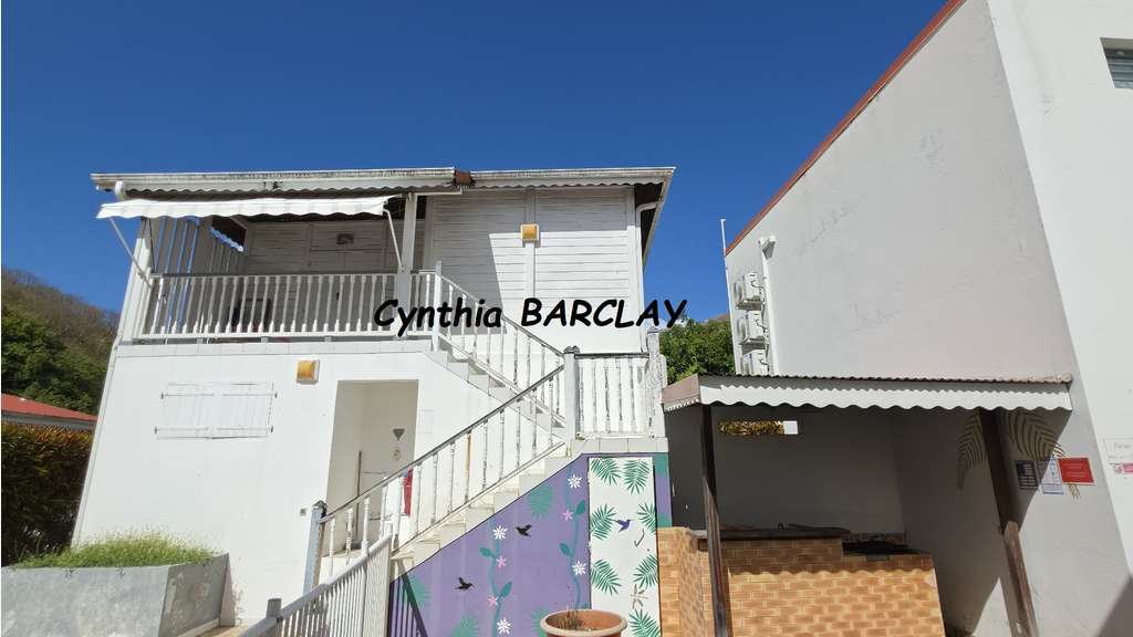 Vente immeuble de 201m² avec piscine Le Carbet