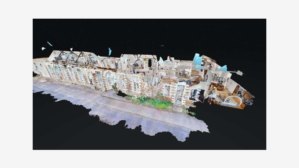 Vente appartements + bureaux dépendances château