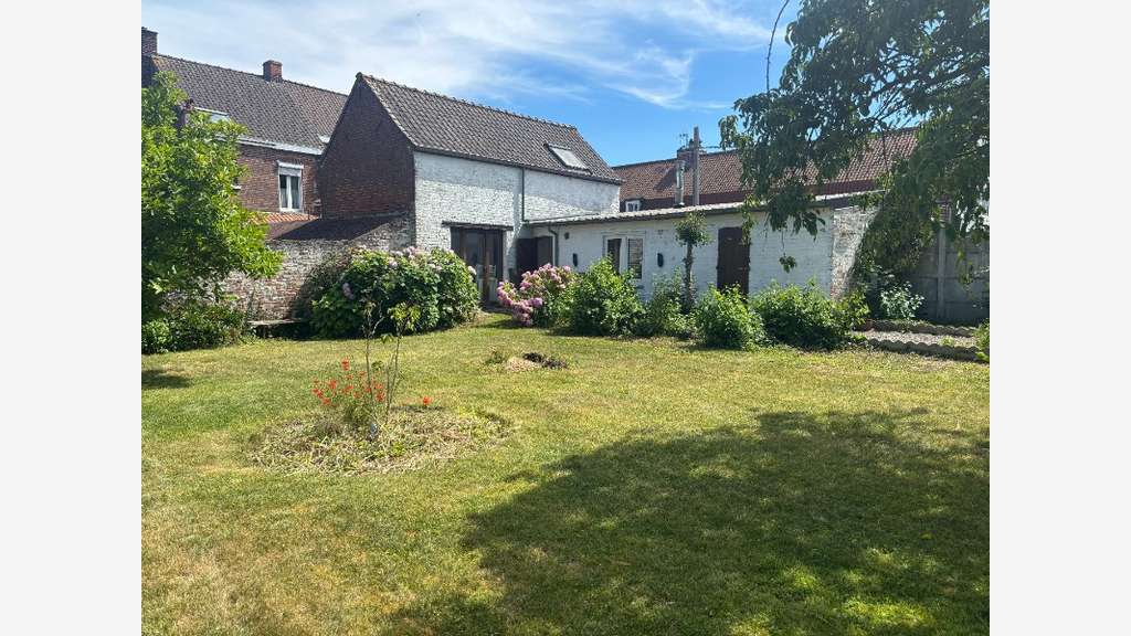AV immeuble 157m² au pied Mont des Cats Lille
