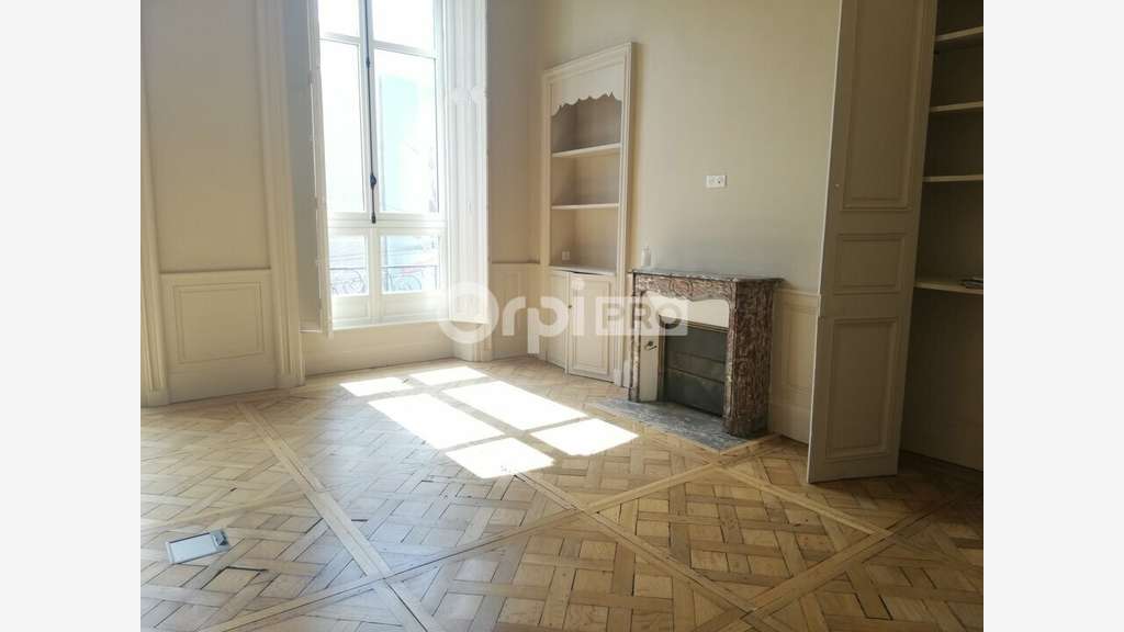 Immeuble à vendre secteur stratégique de Limoges