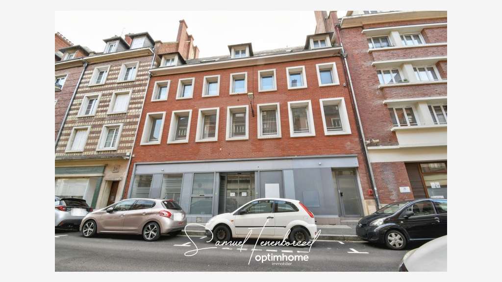 Ensemble immobilier  517m² fort potentiel Lisieux