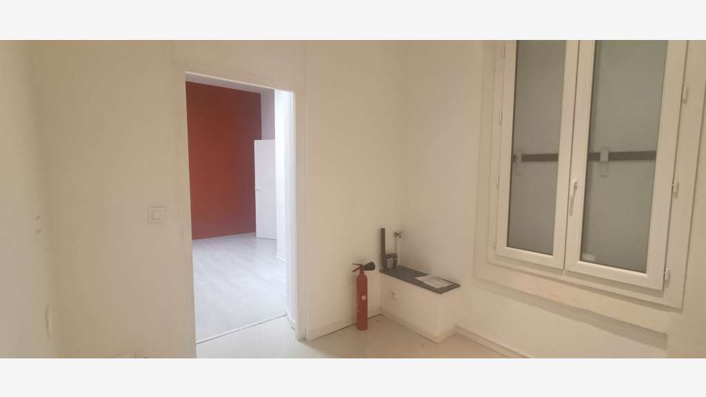 Vente local commercial ou pro 90m² Marseille 13007