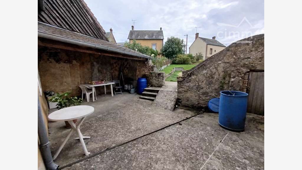 Vente immeuble de rapport vendu loué sur Vendôme
