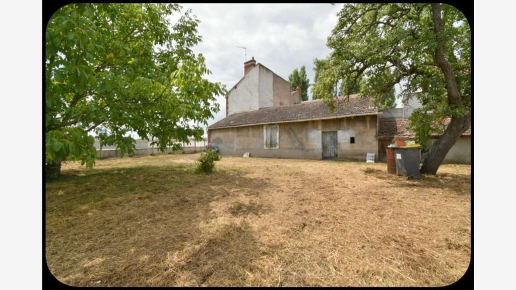 3 appartements à vendre MONTLUCON (03)