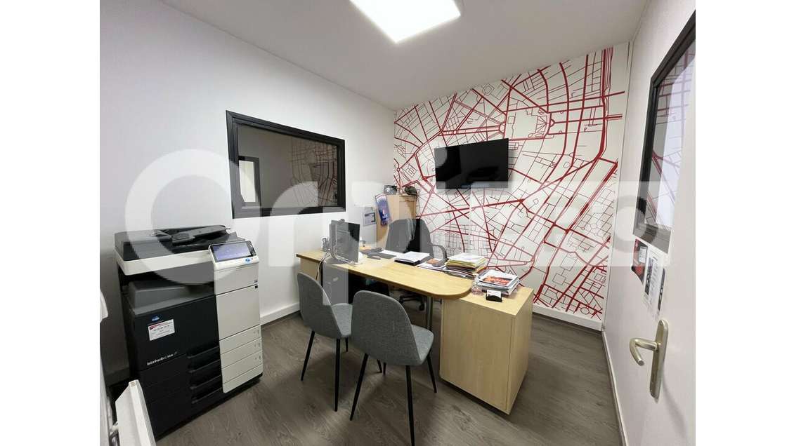 Immeuble de rapport à vendre à Montmarault