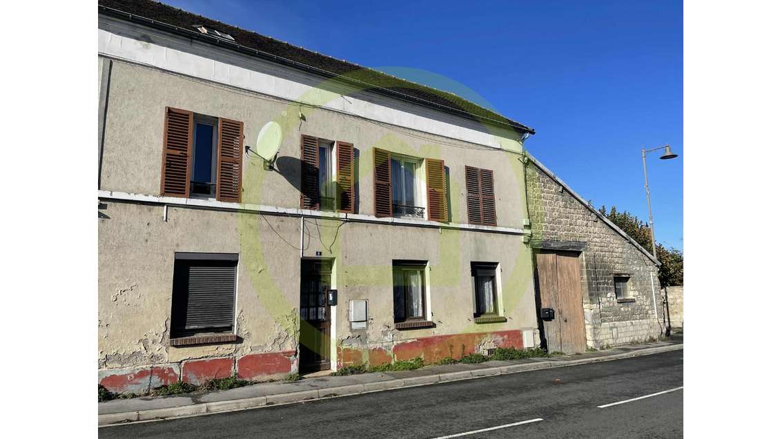 Immeuble de 180m² à rénover à 5mn de L'Isle Adam