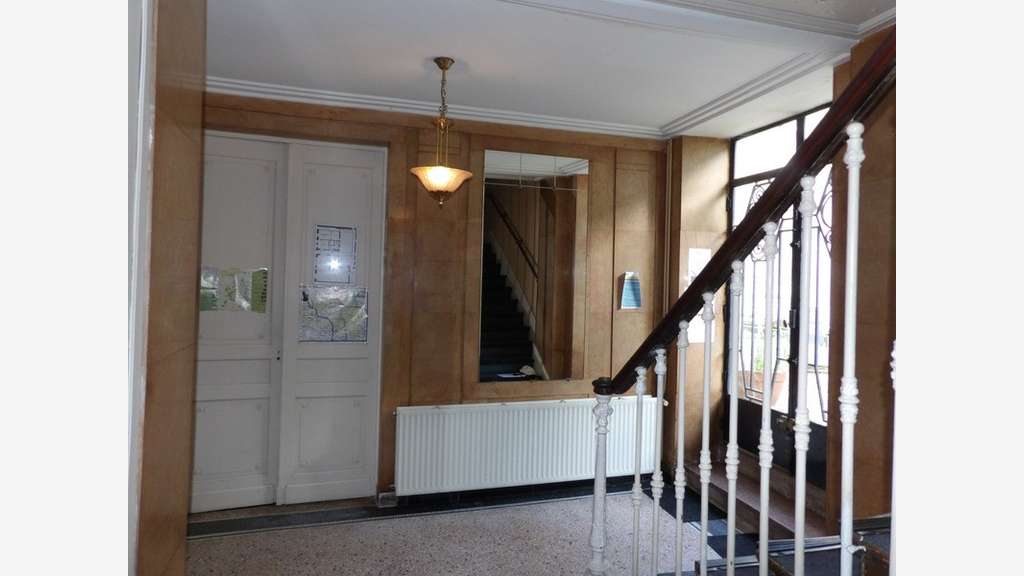 Immeuble de 672m² à vendre à Neris les Bains (03)
