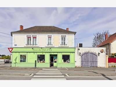 Immeuble de rapport commerce loué 263m²  à Nevers