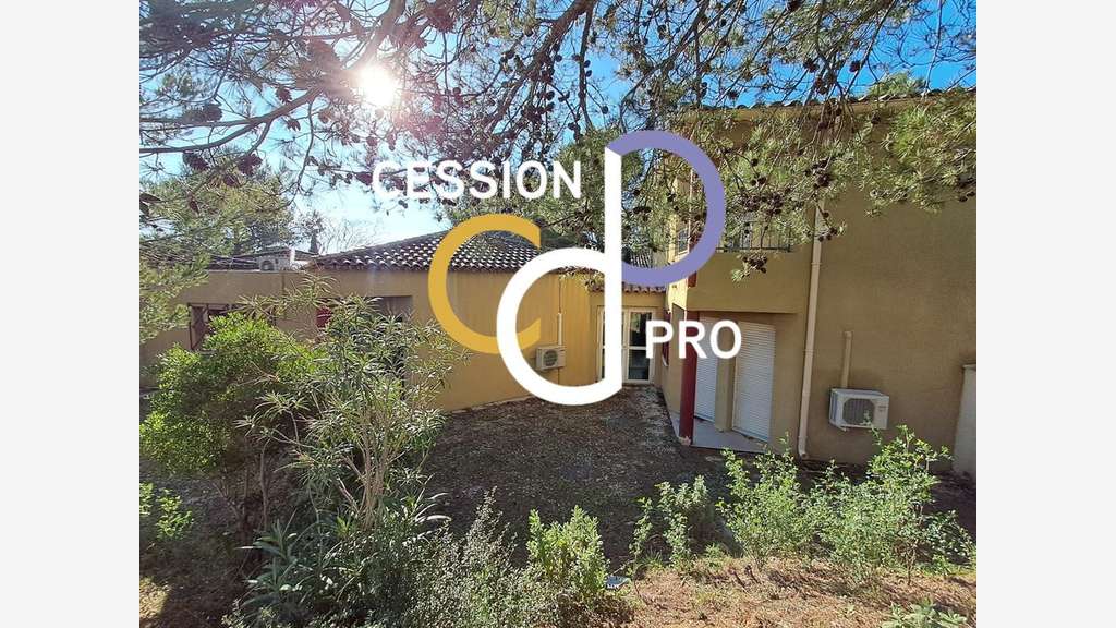 Ensemble immobilier à céder aux portes de Nîmes