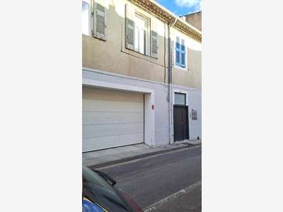 Immeuble en très bon état à vendre à Nîmes