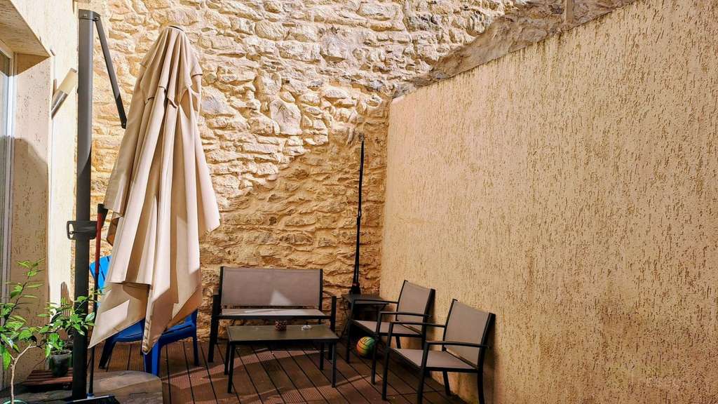 Immeuble en très bon état à vendre à Nîmes