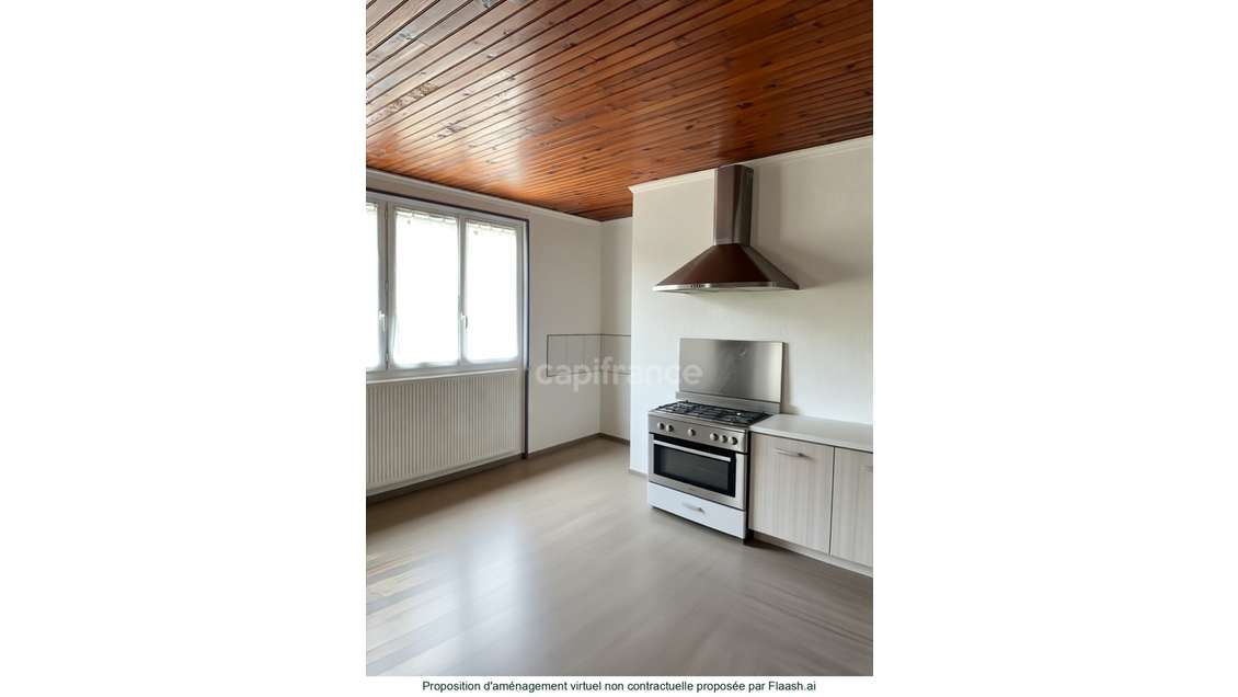 Cède bâtiment professionnel de 120m² à Noirétable