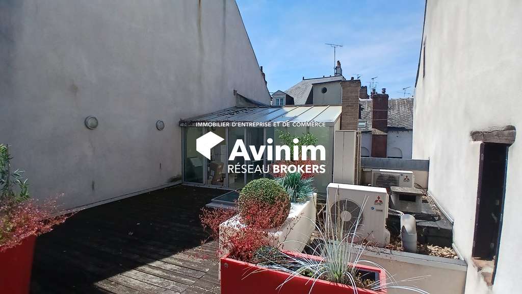 Immeuble 220m² avec terrasse 40m² Orléans Centre