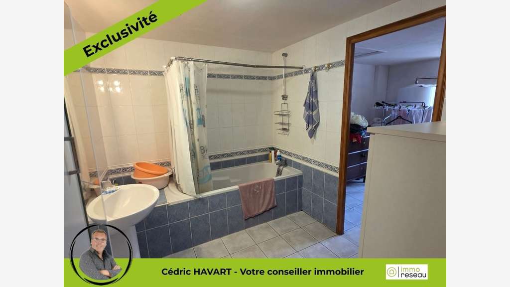 Immeuble de 182m² à Persac