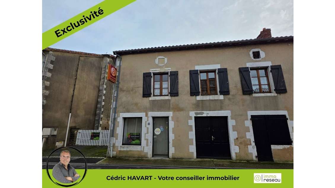 Immeuble de 182m² à Persac