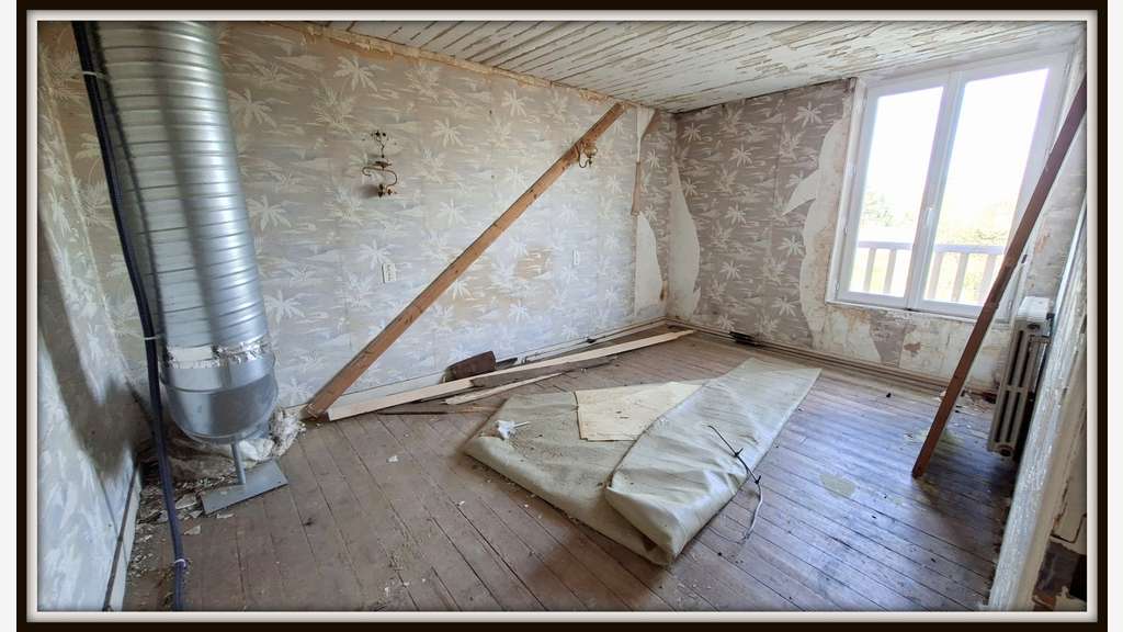 Immeuble de 100m² à vendre à Pleine Fougères (35)