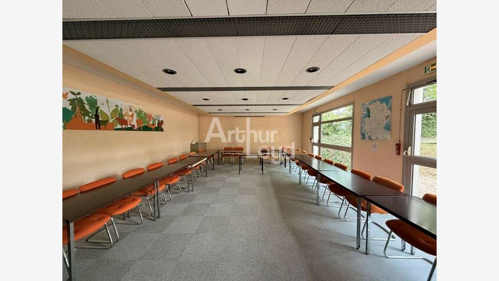 Immeuble de bureaux à vendre à Poitiers