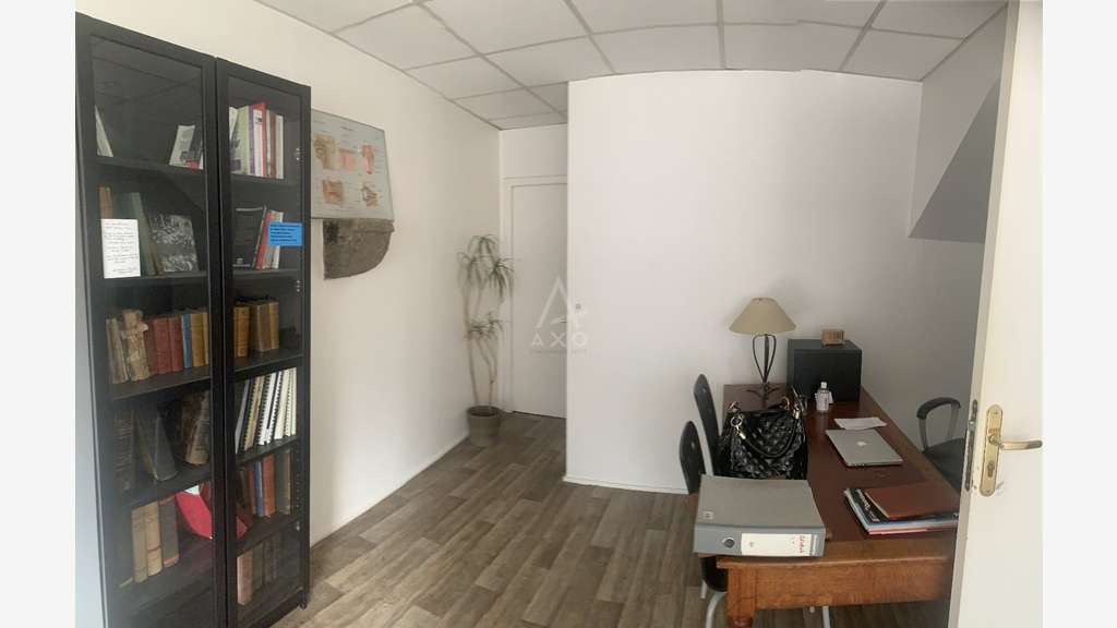 A vendre bel ensemble immobilier 130m² à Quintin