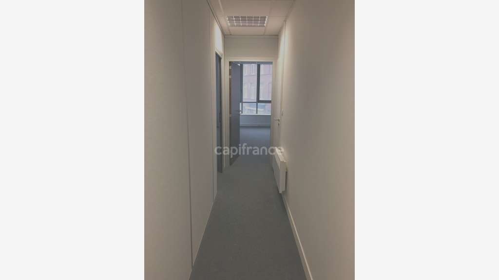 à vendre ROUBAIX immeuble de rapport Bureau 67m2 