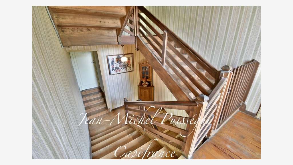A vendre immeuble à rénover au bas de St Gaudens