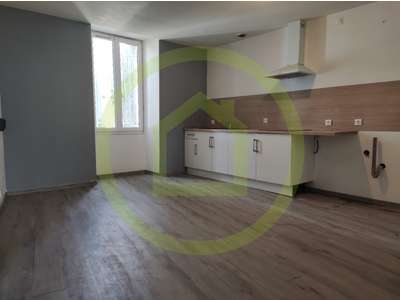 Vente Immeubles commerciaux / Mixtes à Saint-Genis-de-Saintonge