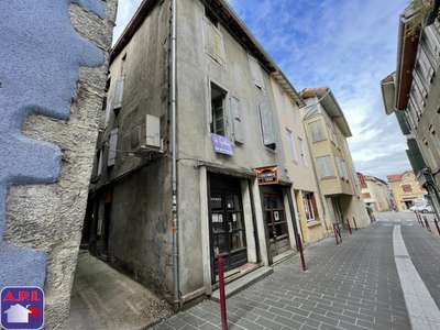 AV immeuble à fort potentiel à Saint-Girons