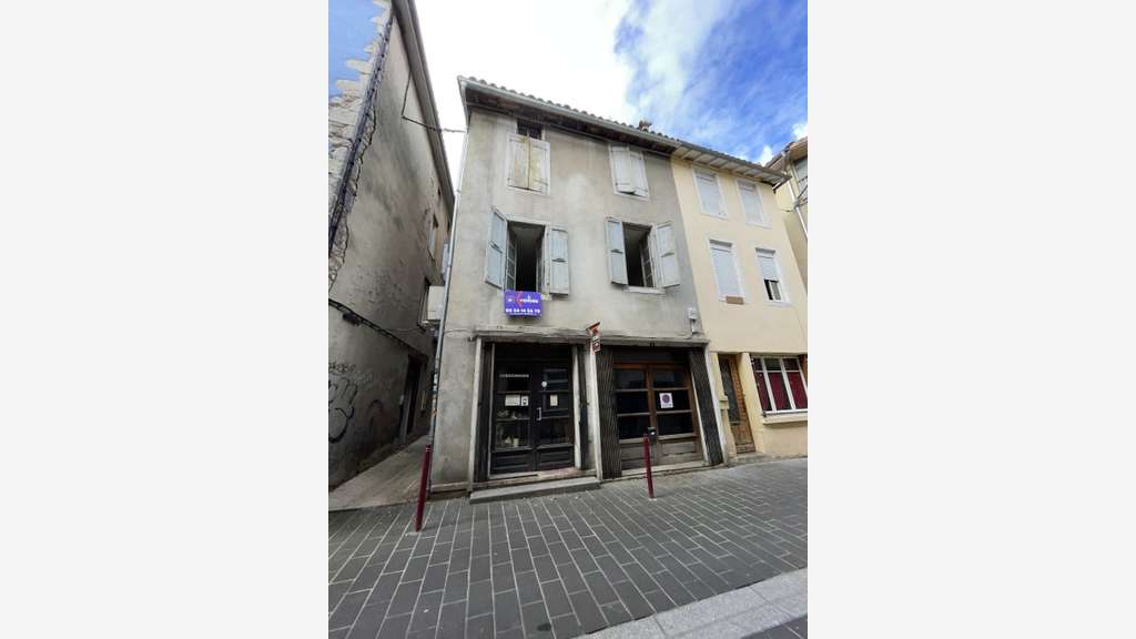 AV immeuble à fort potentiel à Saint-Girons