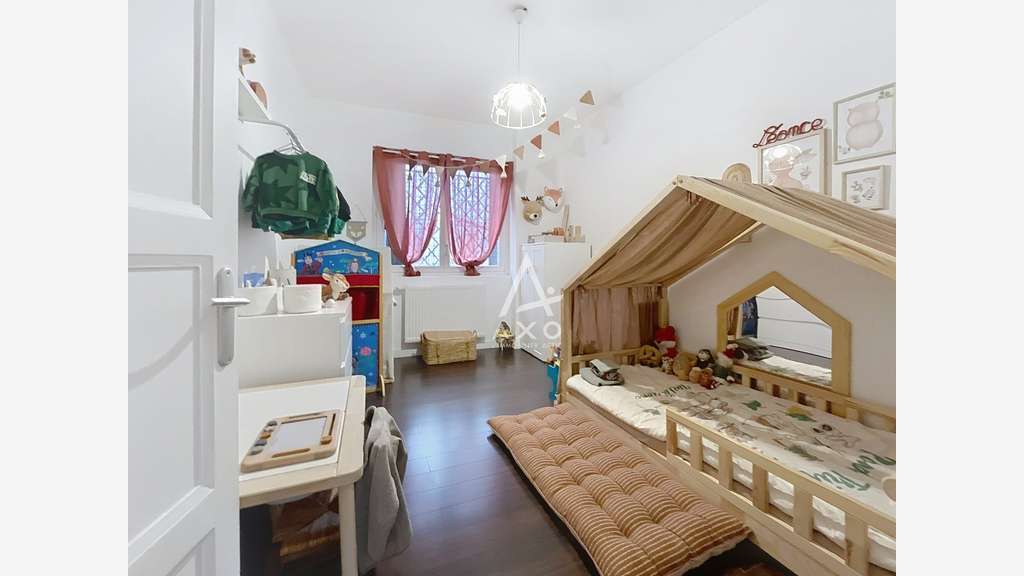 A vendre immeuble de 159m² à Talant limite Dijon