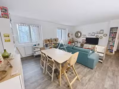 A vendre immeuble de 159m² à Talant limite Dijon 