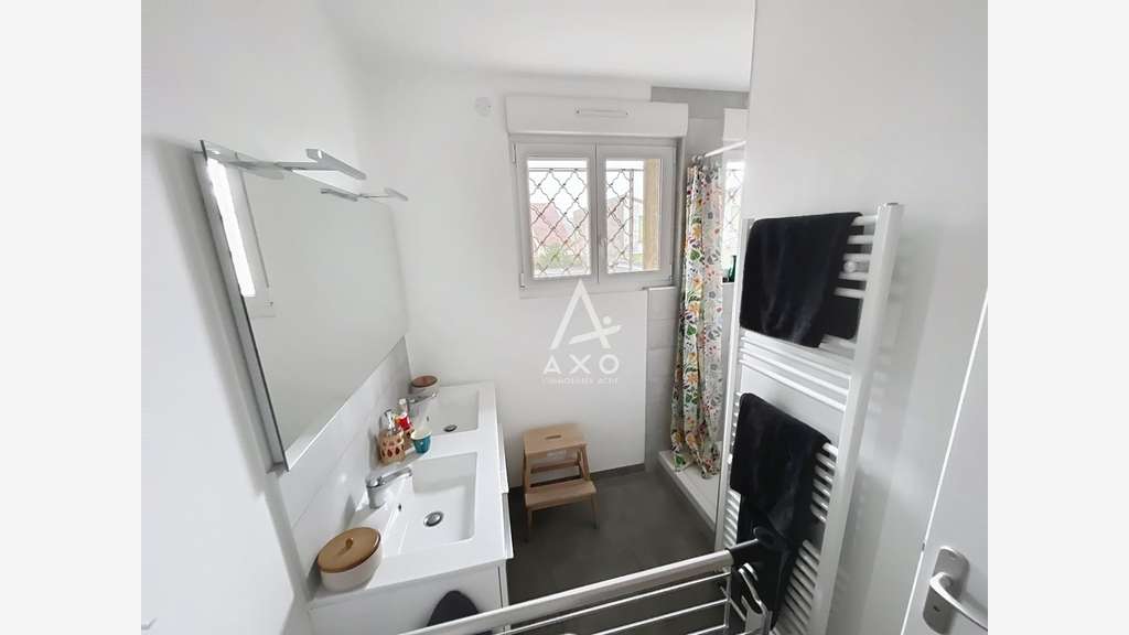 A vendre immeuble de 159m² à Talant limite Dijon
