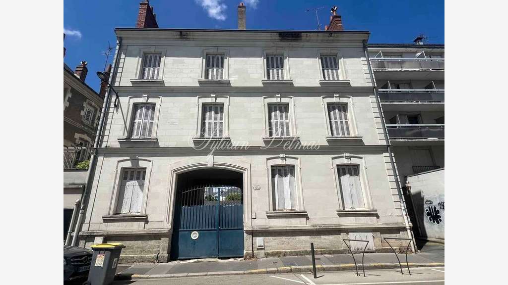 Très bel immeuble à vendre à Tours (37)