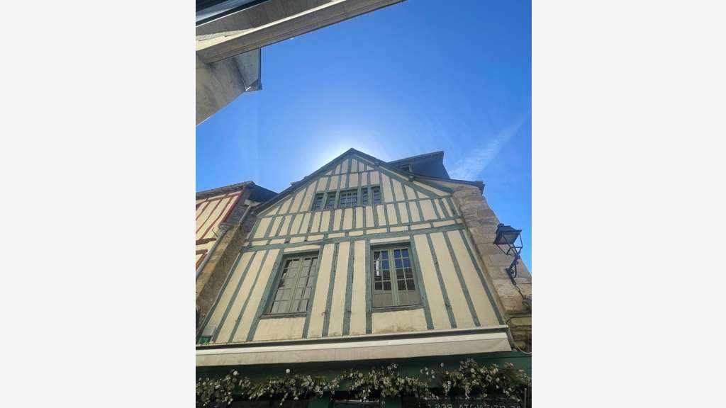 Vente immeuble mixte Vannes Intramuros