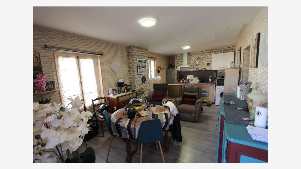 Immeuble de rapport loué à vendre à Vitteaux