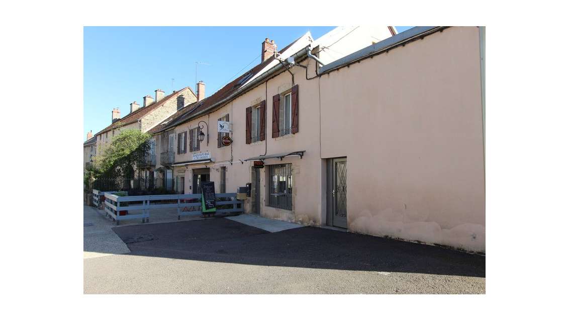 Immeuble de rapport loué à vendre à Vitteaux