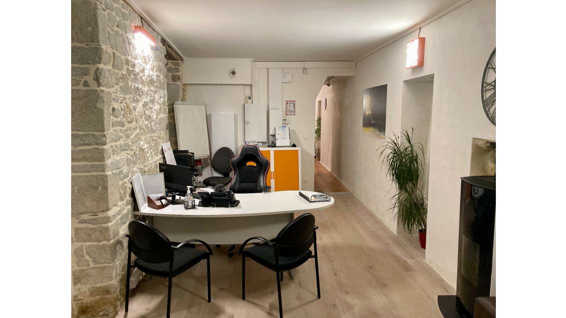 Local commercial Quimper 70 m2