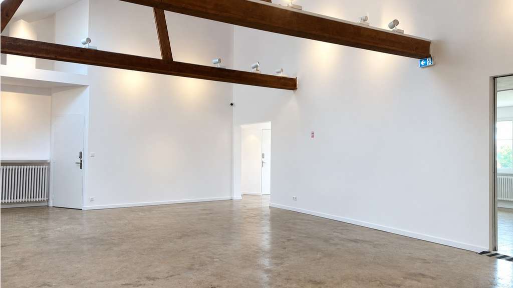 Murs commerciaux avec maison d’habitation attenant