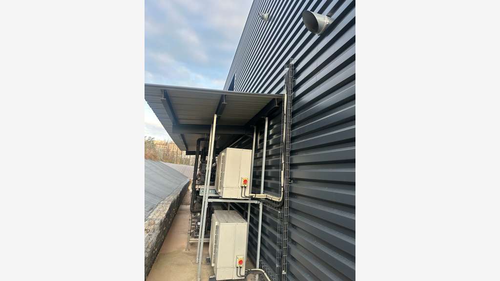 Bâtiment d’activité agroalimentaire récent 1000m²