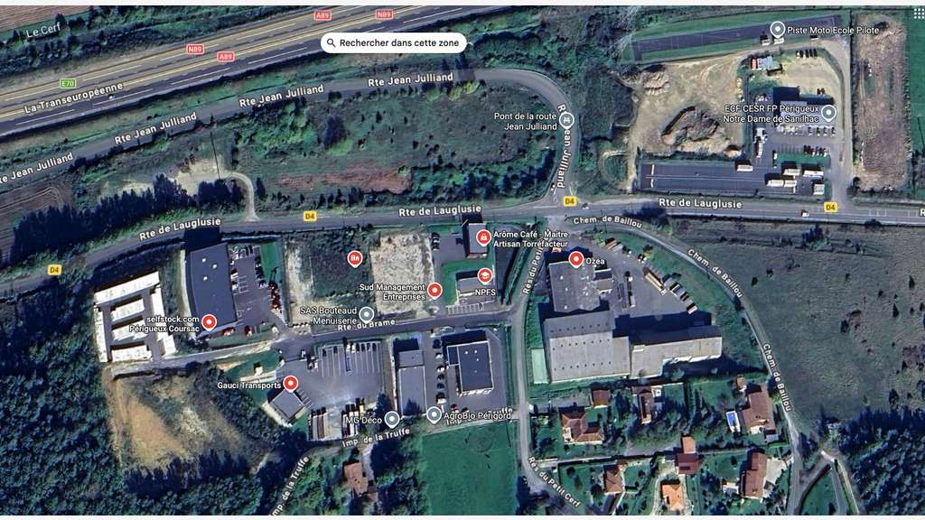 Terrain industriel 7289m2 - Périgueux Accès A89