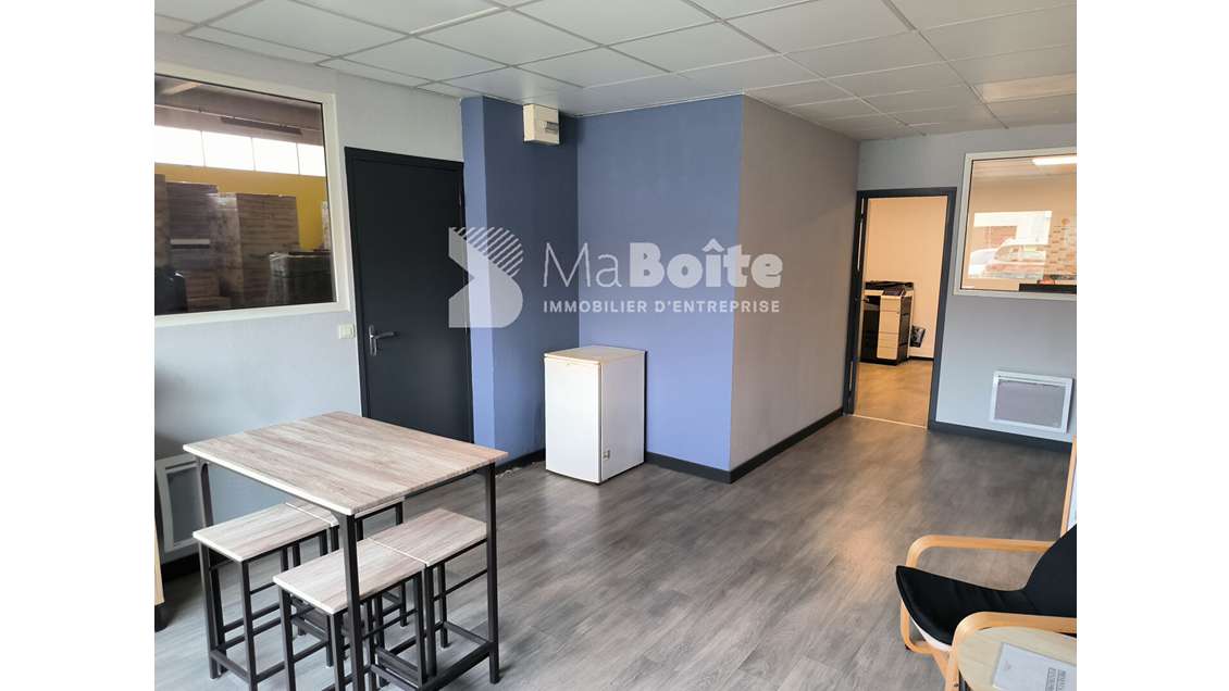 Vente entrepôt et bureau de 370m² le Coteau