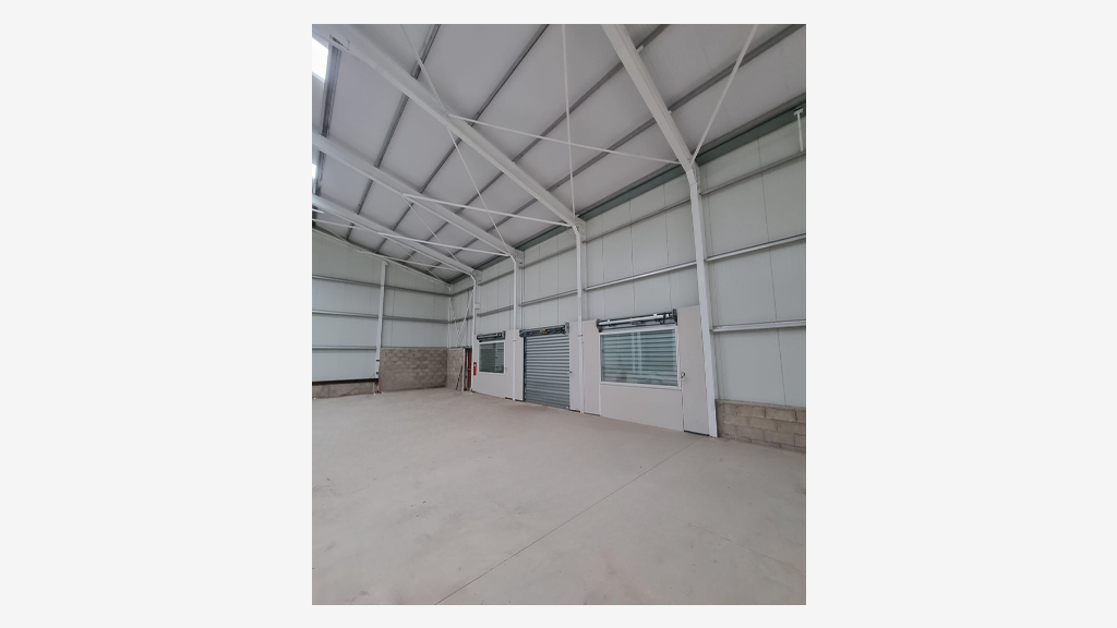 Local d'activité 1140m² à vendre à Argelès sur Mer