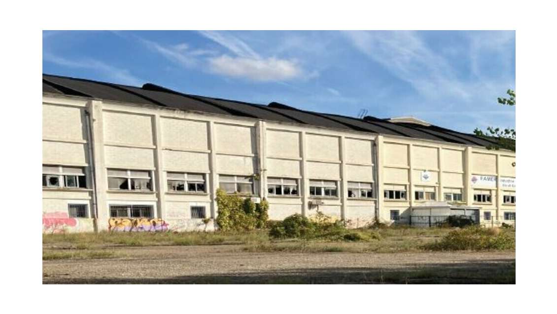 GIVORS - LOCAL D'ACTIVITE à vendre