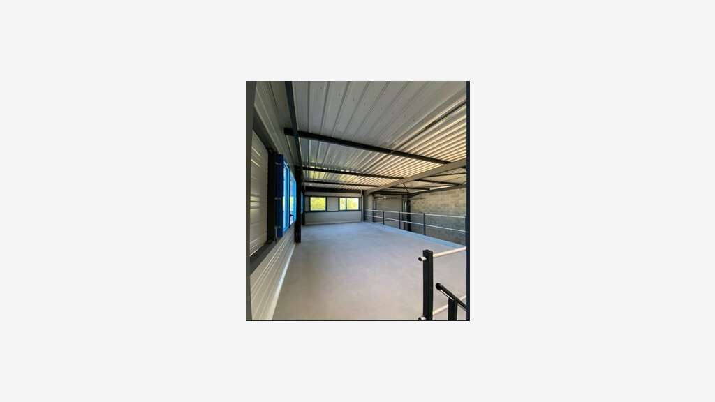 Vente locaux d'activité 75 et 185m² à Valence Sud